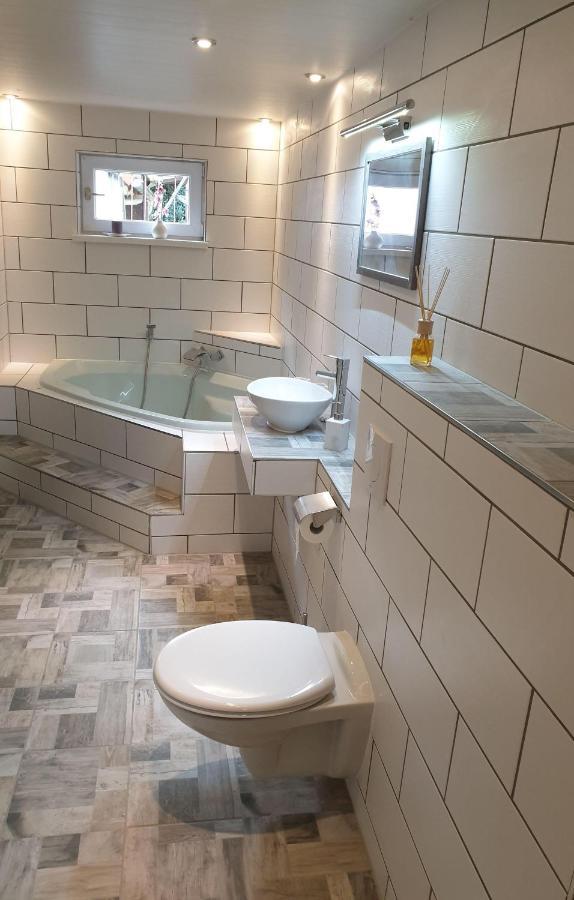 Saechsische-Schweiz-Ferienhaus-Wohnung-1-Mit-Elbblick-Sauna-Und-Kamin Königstein an der Elbe Dış mekan fotoğraf